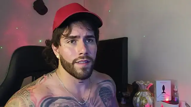 XXX chat uživo modela Ades_Lowe