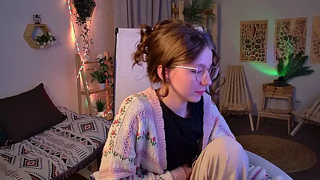 ElliFrankenweenie's Live XXX Chat