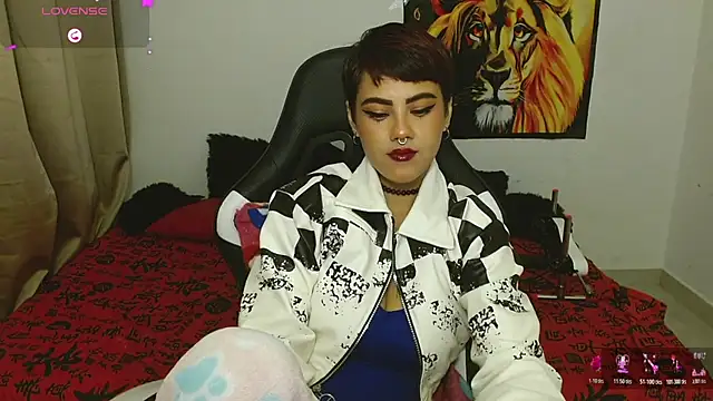 Divinejewel69 – Naživo XXX chat