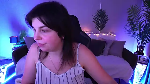 MirandaWong Live XXX-Chat