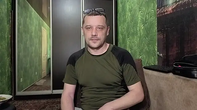 Онлайн чат XXX DanielOhCool