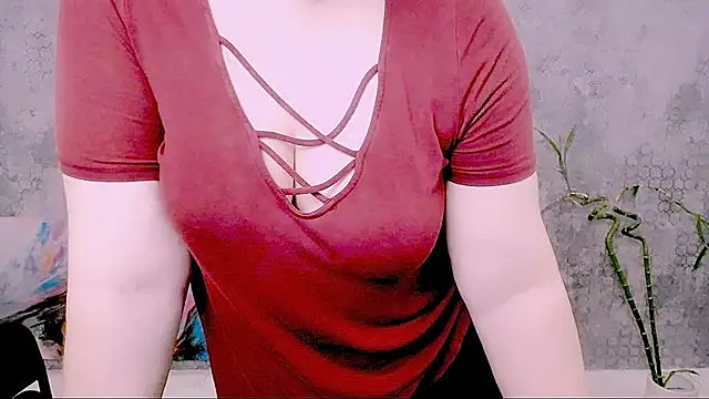 Djullia Live XXX-chat