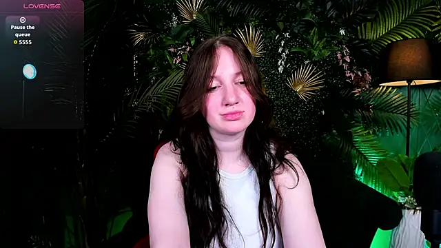 แชท XXX สดของ Elisabeth_Binder