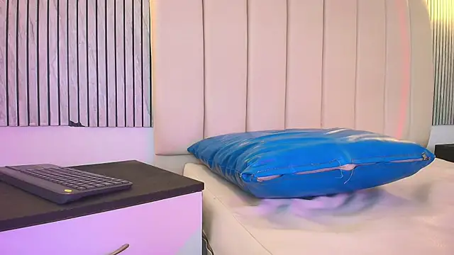 Вебкам-шоу lian_cameron