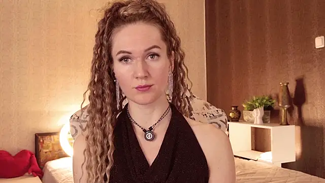 Hello_Lisha's Live XXX Chat