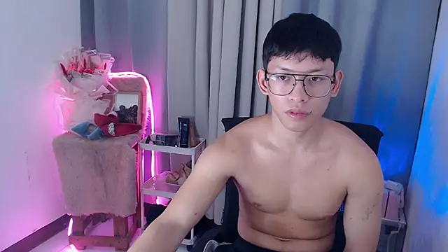 Show de pinkcock_froi2305 na webcam