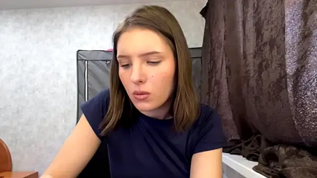 FoxieFlare Live XXX-chat