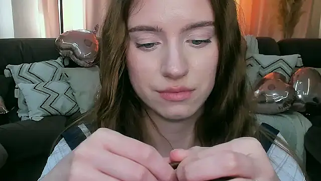 Erica_Kiss Chat XXX live