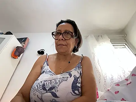 sweeviolet Webcam show