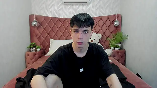 ClarkBev Show Webcam