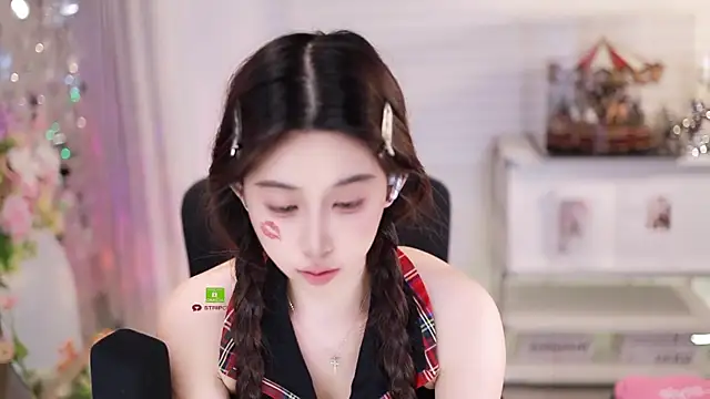 SleepArtist élő XXX-chatje