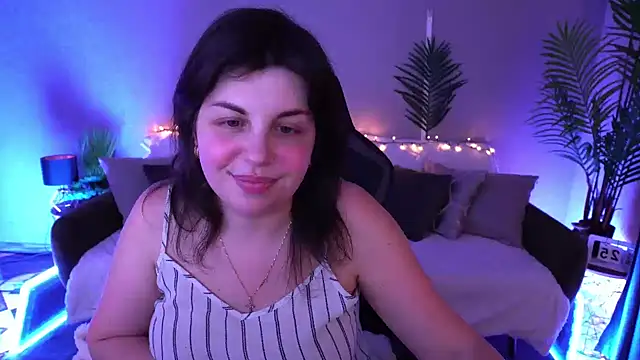 MirandaWong élő XXX-chatje