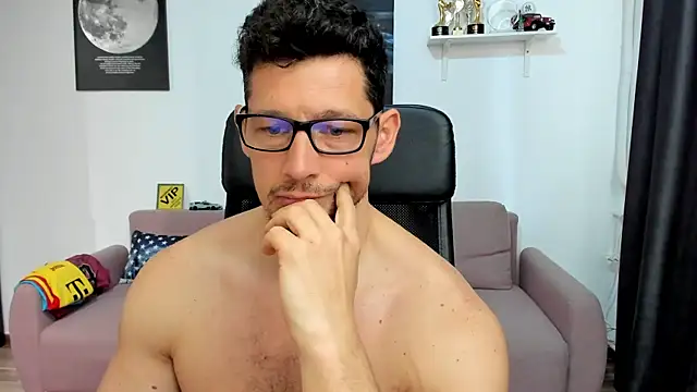 BrutusK08 Show Webcam