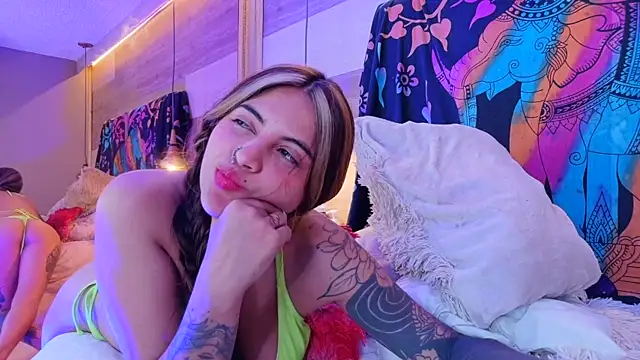 Cori_Paige's Live XXX Chat