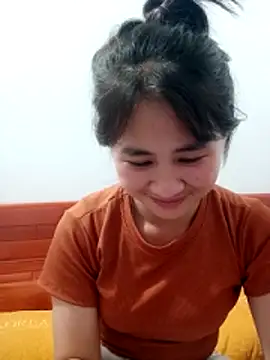 Chat XXX ao vivo de LittleSun_