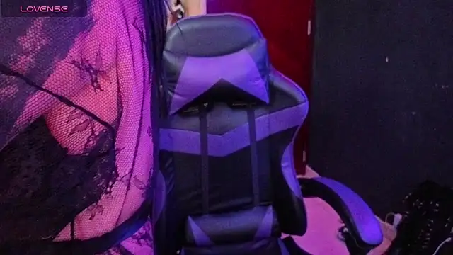 aradia_66's Live XXX Chat