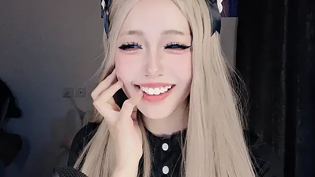 xiaoshuang001のウェブカメラショー