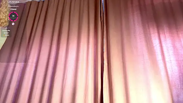 GlaydsLeveto Live XXX Chat