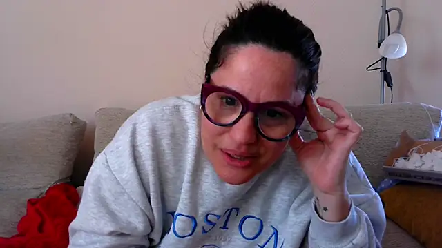 แชท XXX สดของ Cuquita83