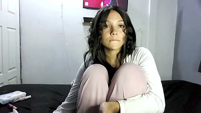 linzeysmith4 Chat XXX in diretta