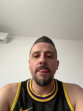 InsaneMattt Pertunjukan Webcam