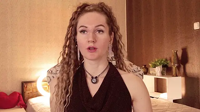 Hello_LishaのライブXXXチャット