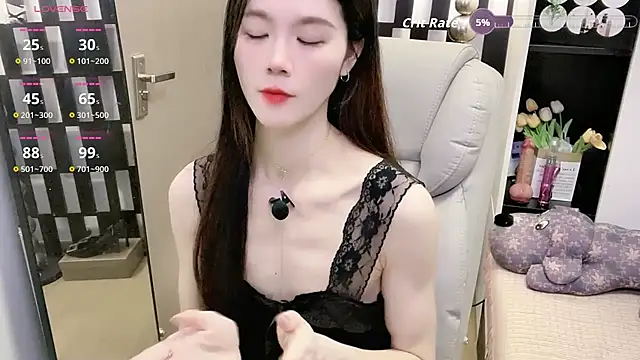 Yueyue-MM Chat XXX in diretta