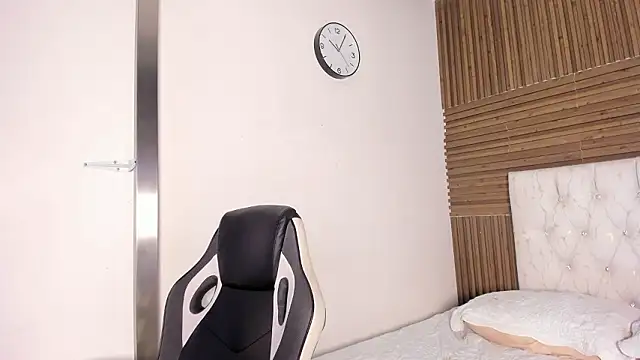 lalabunny_ 现场XXX聊天