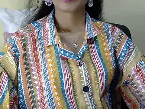 Shab_M Adlı Modelin Canlı XXX Sohbeti