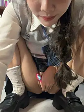 Fire-18's Live XXX Chat