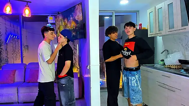 Houseofwarrios' Live XXX Chat