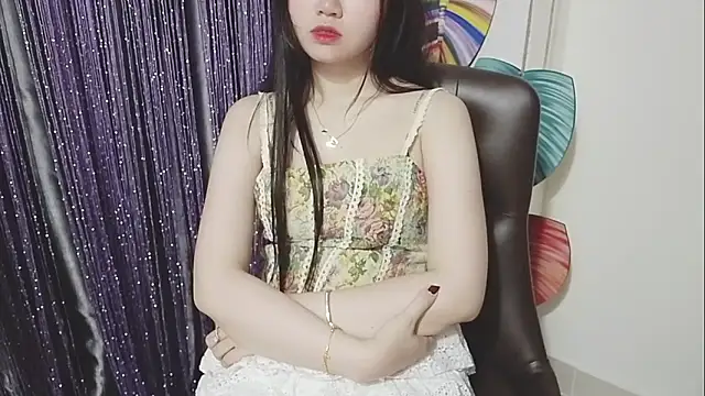 Chatroom XXX en direct de Ari-sweety