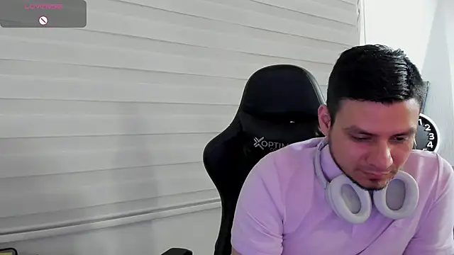 Rick_Adams élő XXX-chatje