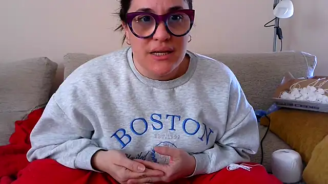 Cuquita83's Live XXX Chat