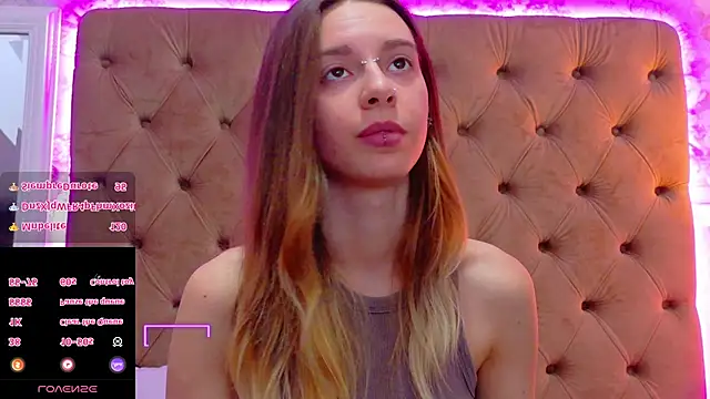 Chat +18 de CoraVex ao vivo