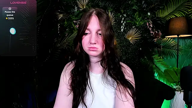 Elisabeth_Binder Live XXX Chat