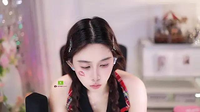 SleepArtist Chat XXX live