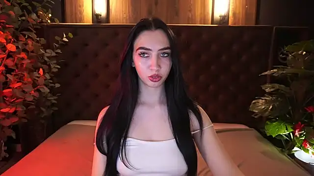 WildKittenX_ live XXX chat