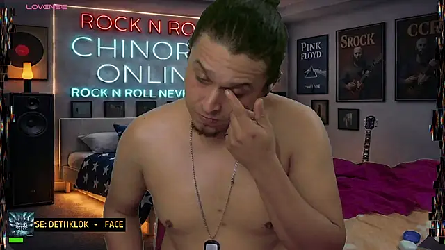 Webkamerová show chino_roz