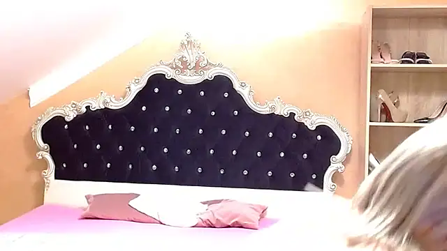 XXX chat uživo modela Diamond888