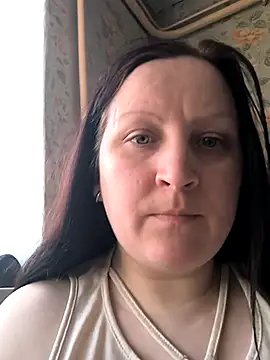 Milla-23 Chat XXX in diretta