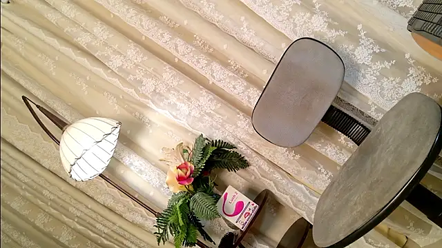 PrettyStranger Pertunjukan Webcam