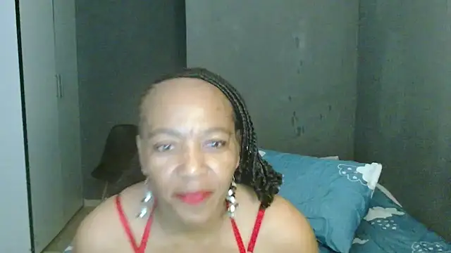 Lillyan_N Adlı Modelin Canlı XXX Sohbeti