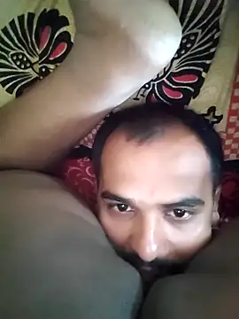 XXX chat uživo modela Pranit001