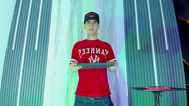 Angel_xxx: онлайн-секс-чат