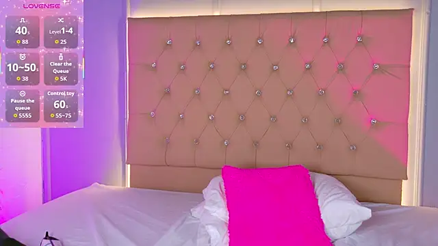 EmmaLawrence_ élő XXX-chatje