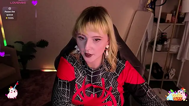 Roziett_Belle élő XXX-chatje