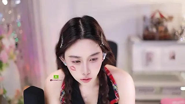 SleepArtist élő XXX-chatje