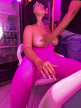 Chat XXX en directo de Hot_beauty__