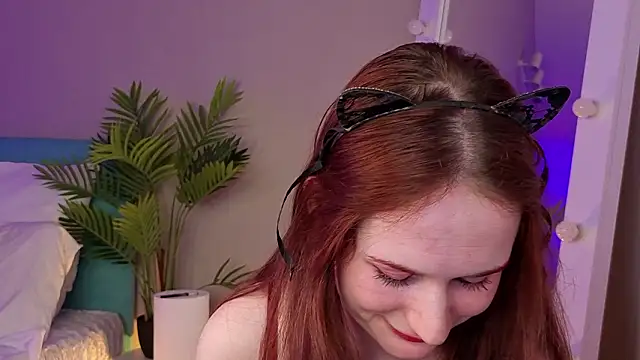 L1ittle_kitty_ élő XXX-chatje